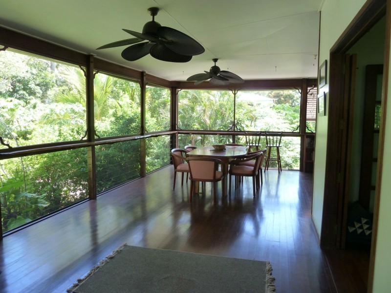 35 Wansfell Street, Picnic Bay QLD 4819