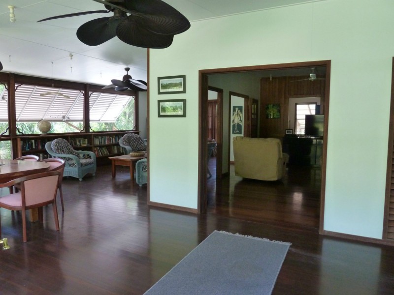 35 Wansfell Street, Picnic Bay QLD 4819