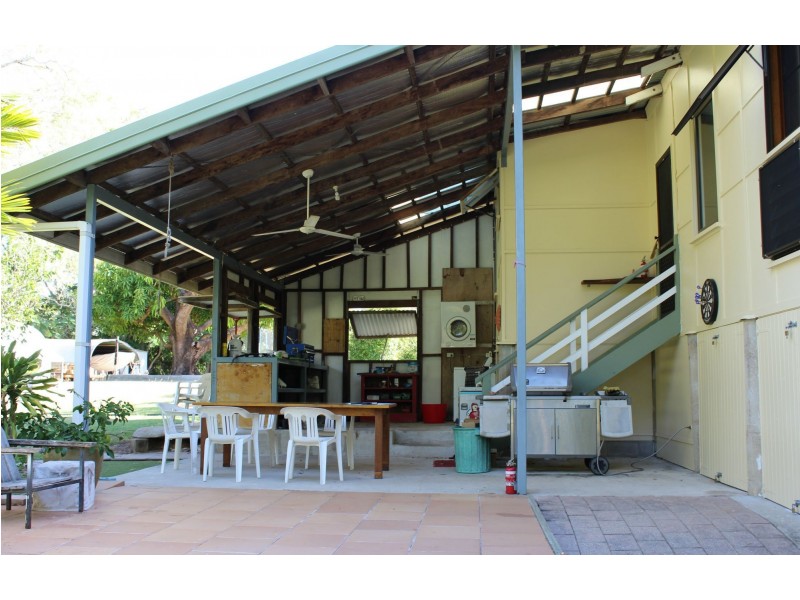 35 Wansfell Street, Picnic Bay QLD 4819