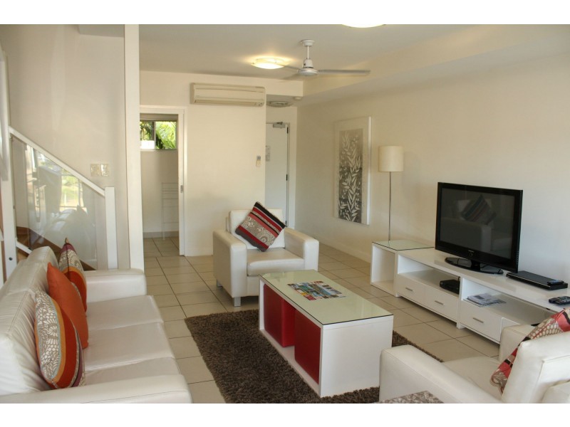 19/1-3 The Cove (Beachside Apartments), Nelly Bay QLD 4819