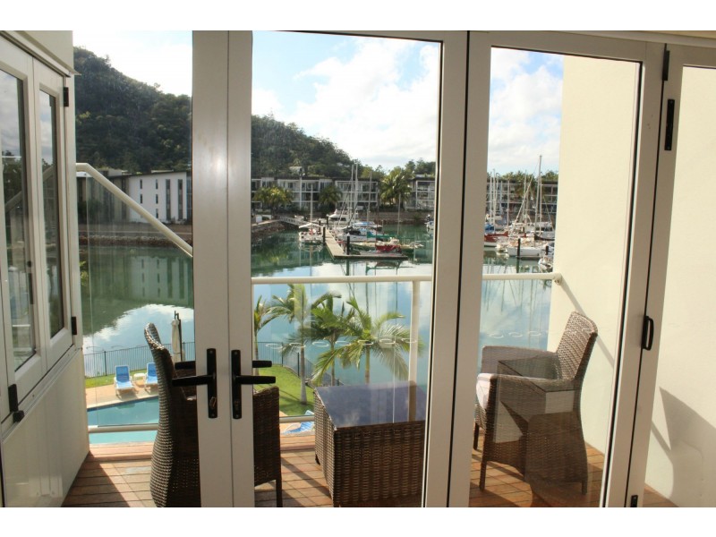 19/1-3 The Cove (Beachside Apartments), Nelly Bay QLD 4819