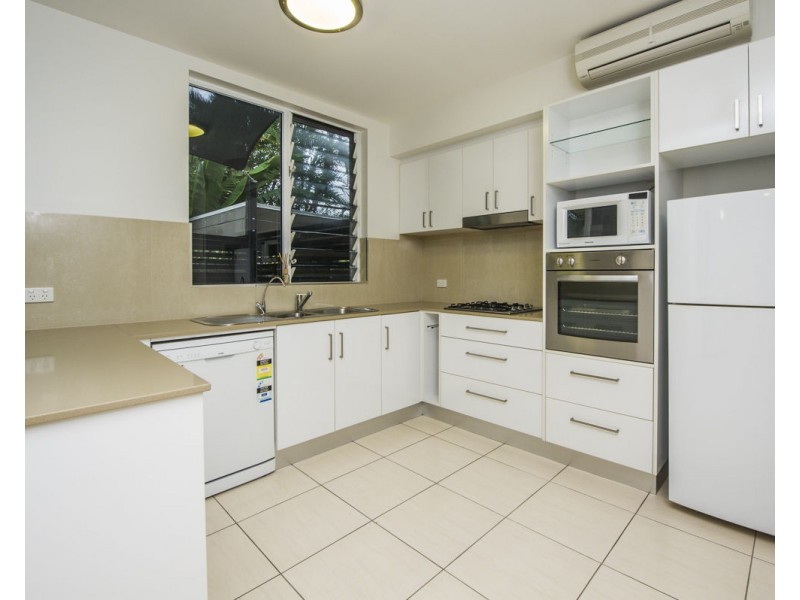 2/3 Boulder Court, Nelly Bay QLD 4819