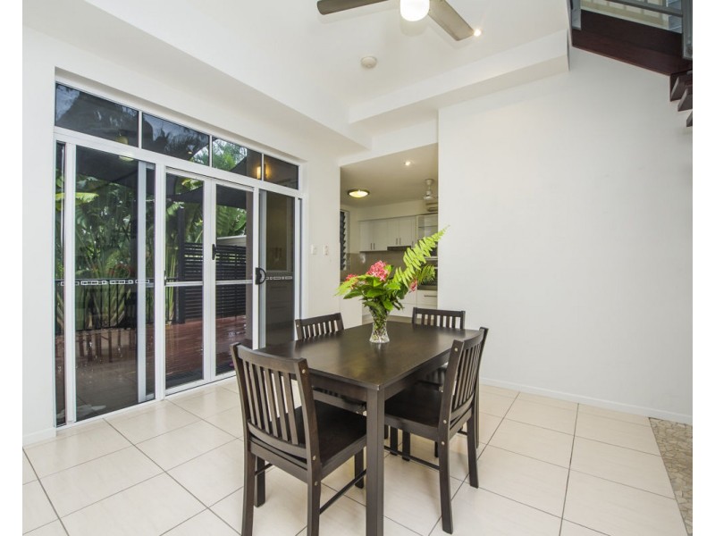 2/3 Boulder Court, Nelly Bay QLD 4819