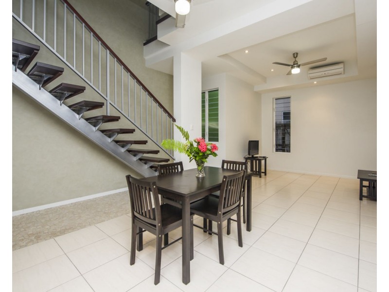 2/3 Boulder Court, Nelly Bay QLD 4819