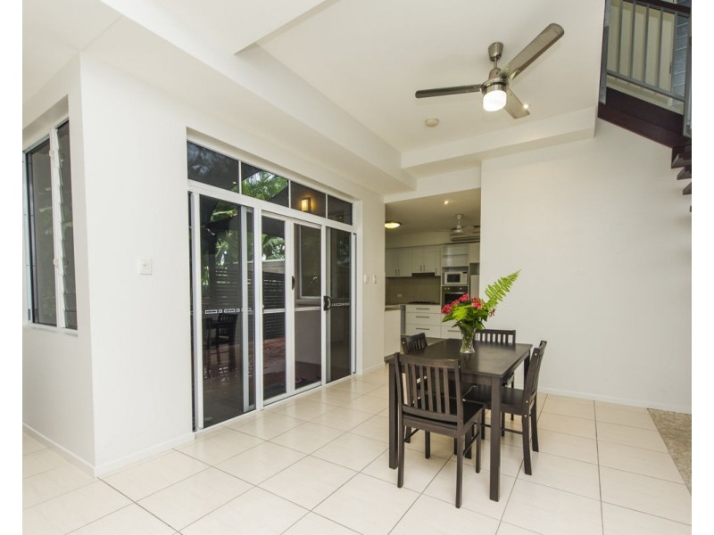 2/3 Boulder Court, Nelly Bay QLD 4819