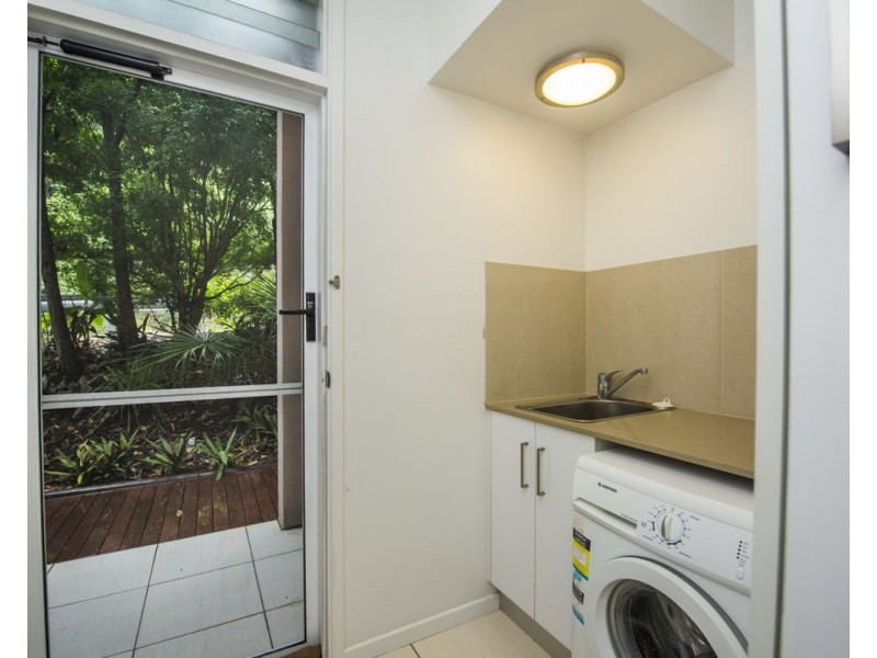 2/3 Boulder Court, Nelly Bay QLD 4819