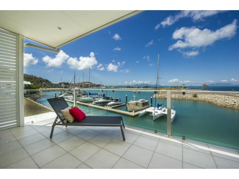 12B Terrace Place, Nelly Bay QLD 4819