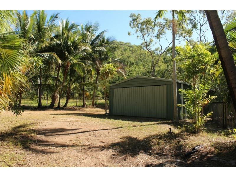 40-42 Kelly Street, Nelly Bay QLD 4819
