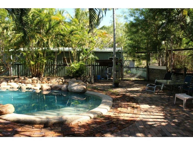 40-42 Kelly Street, Nelly Bay QLD 4819