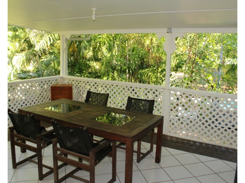 42 Kelly Street, Nelly Bay QLD 4819