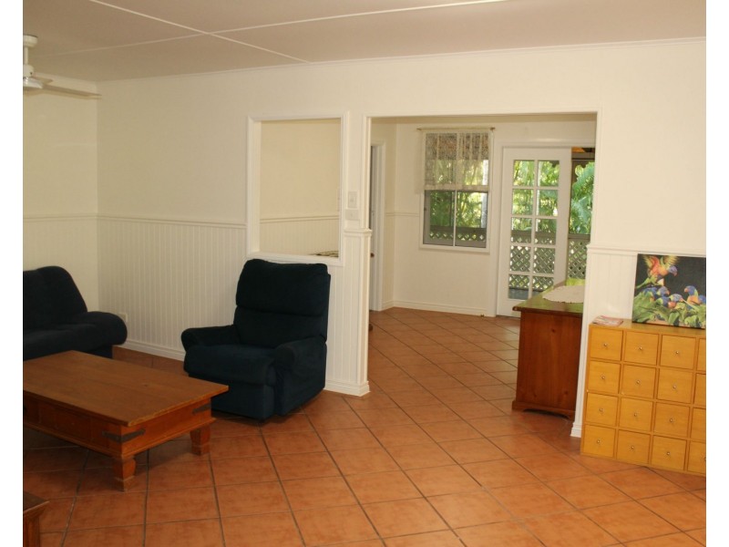 42 Kelly Street, Nelly Bay QLD 4819