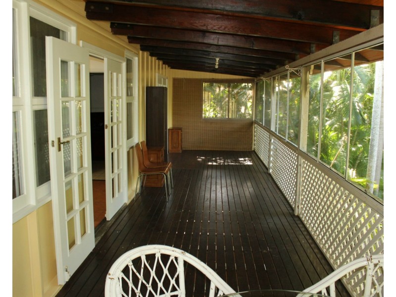 42 Kelly Street, Nelly Bay QLD 4819