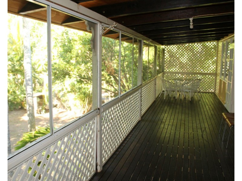 42 Kelly Street, Nelly Bay QLD 4819