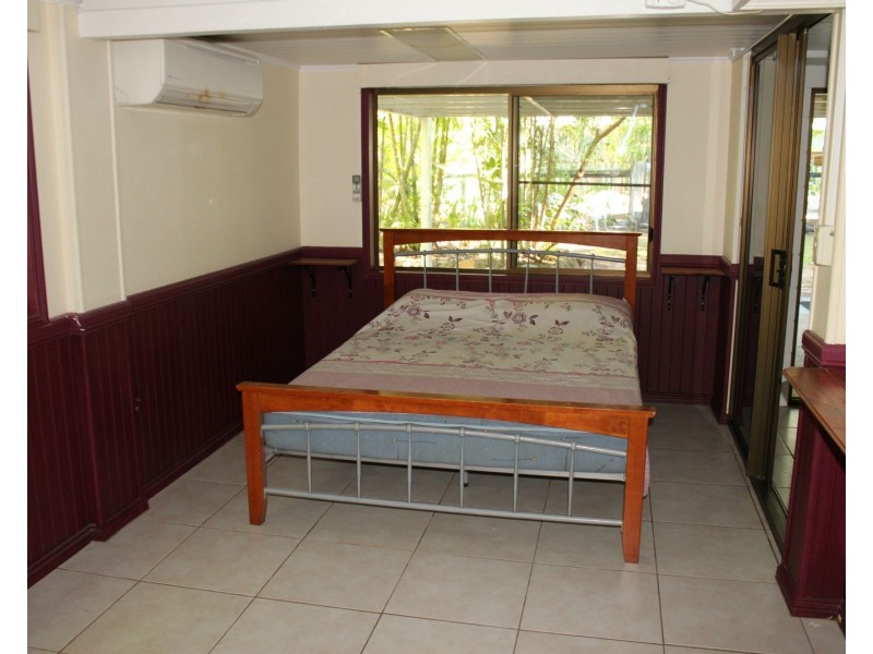 42 Kelly Street, Nelly Bay QLD 4819