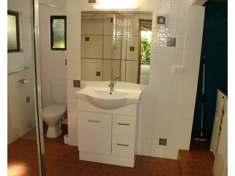 42 Kelly Street, Nelly Bay QLD 4819