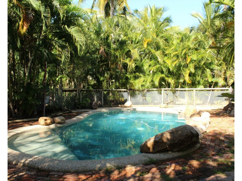 42 Kelly Street, Nelly Bay QLD 4819