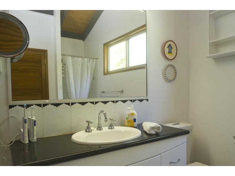 4 Rintoul Court, Horseshoe Bay, Magnetic Island QLD 4819