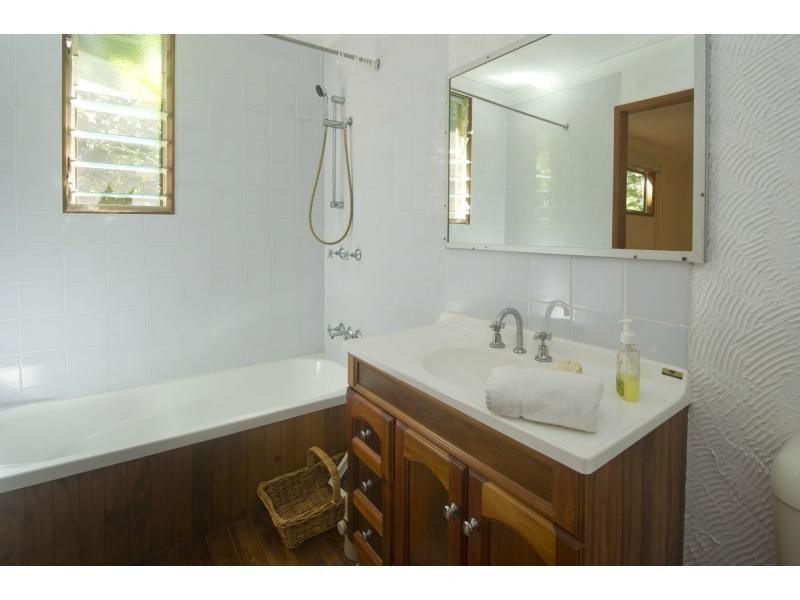 4 Rintoul Court, Horseshoe Bay, Magnetic Island QLD 4819