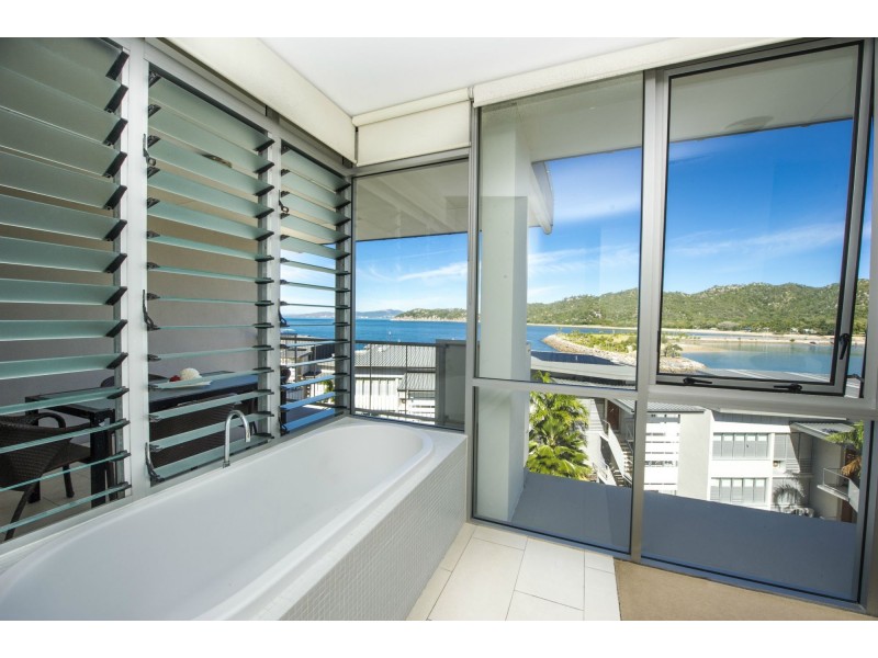 1502/146 Sooning St (Bright Point), Nelly Bay QLD 4819
