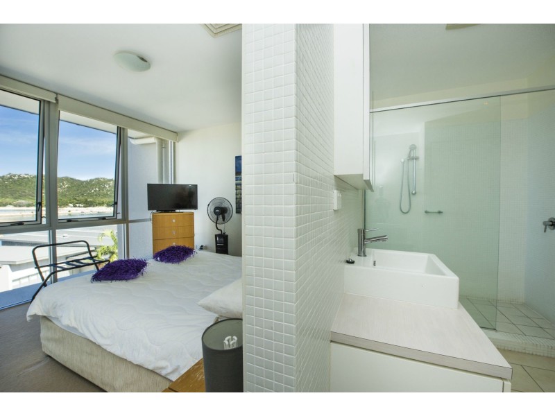 1502/146 Sooning St (Bright Point), Nelly Bay QLD 4819