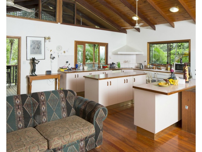 36 Lilac Street, Nelly Bay QLD 4819