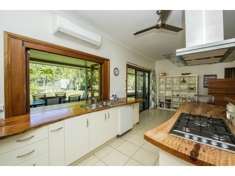 11 Dolphin Court, Horseshoe Bay QLD 4819