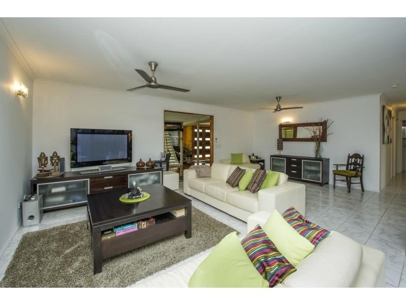 22 Corica Crescent, Horseshoe Bay, Magnetic Island QLD 4819