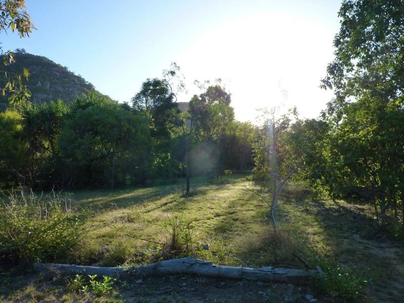 L7/190 Apjohn Street, Horseshoe Bay, Magnetic Island QLD 4819