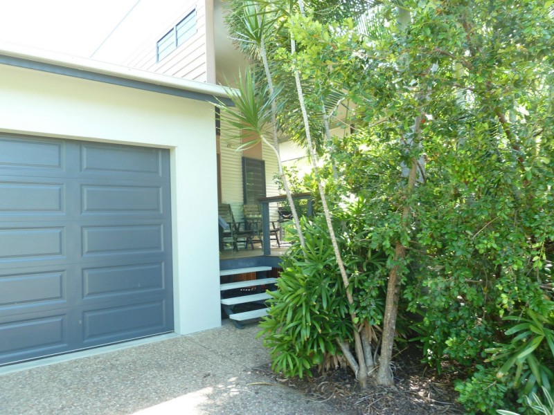 20 Yates St, Nelly Bay QLD 4819