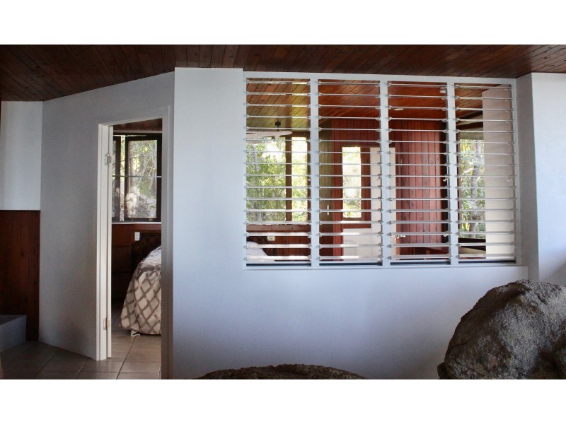 12 Boulder Ct, Nelly Bay QLD 4819