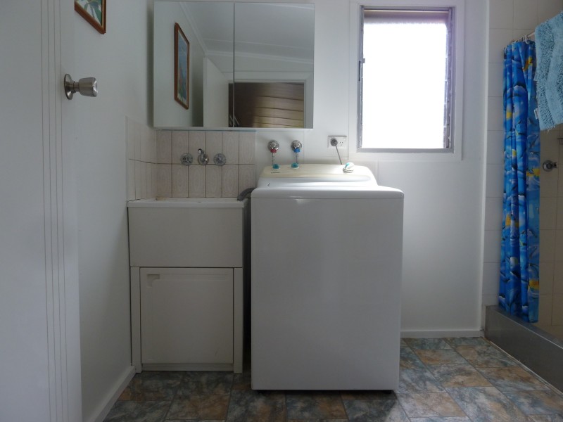 17 Mandalay Ave, Nelly Bay QLD 4819