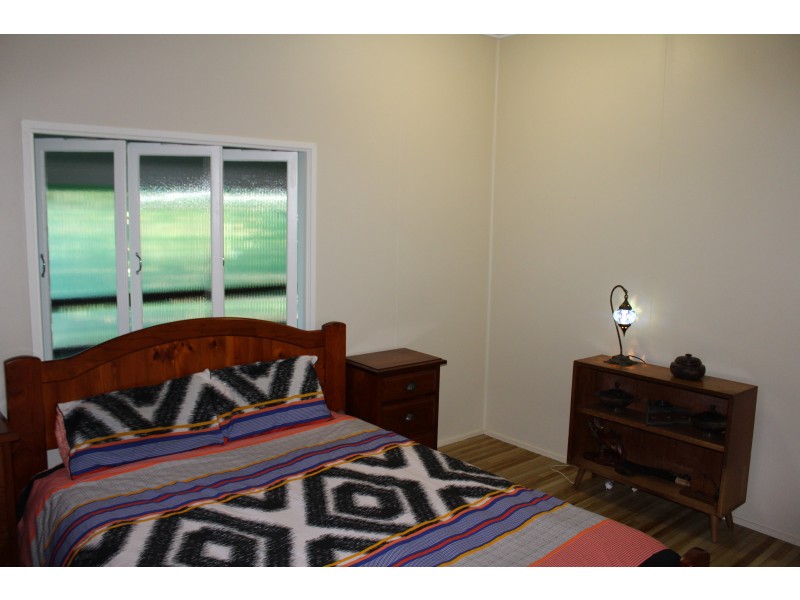 10 Opalia Ct, Nelly Bay QLD 4819