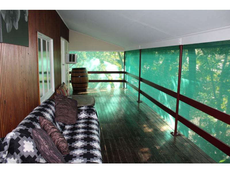 10 Opalia Ct, Nelly Bay QLD 4819