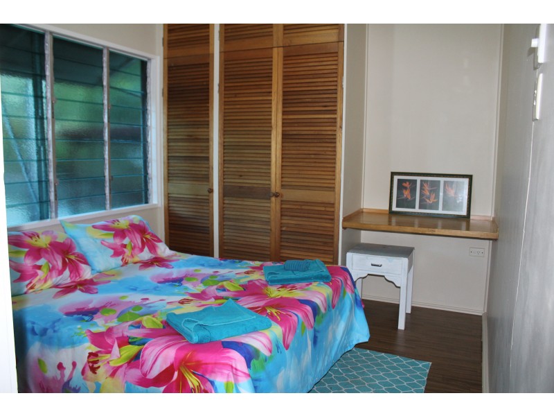 10 Opalia Ct, Nelly Bay QLD 4819