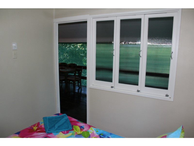 10 Opalia Ct, Nelly Bay QLD 4819