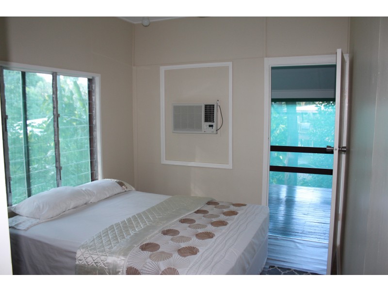 10 Opalia Ct, Nelly Bay QLD 4819