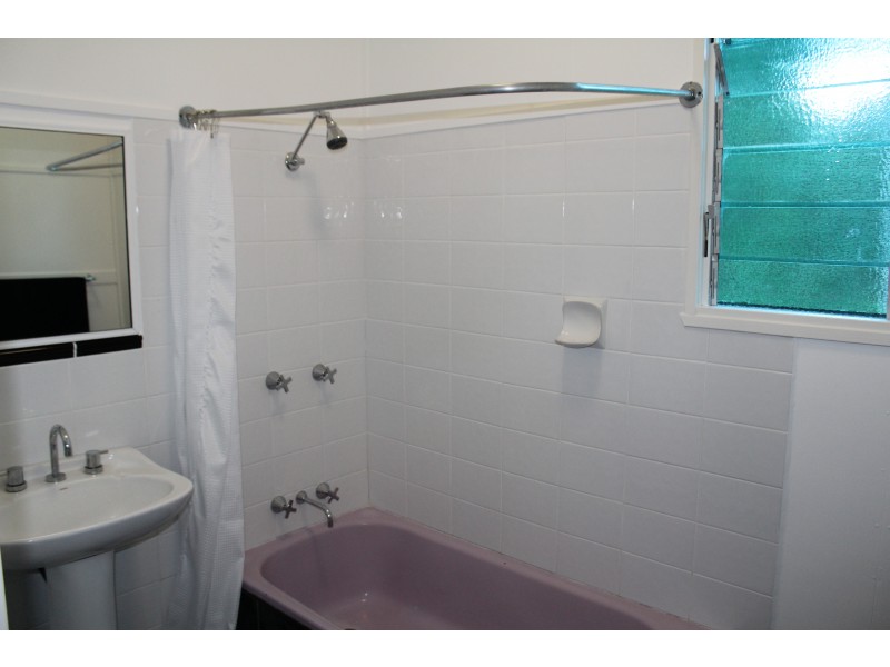 10 Opalia Ct, Nelly Bay QLD 4819