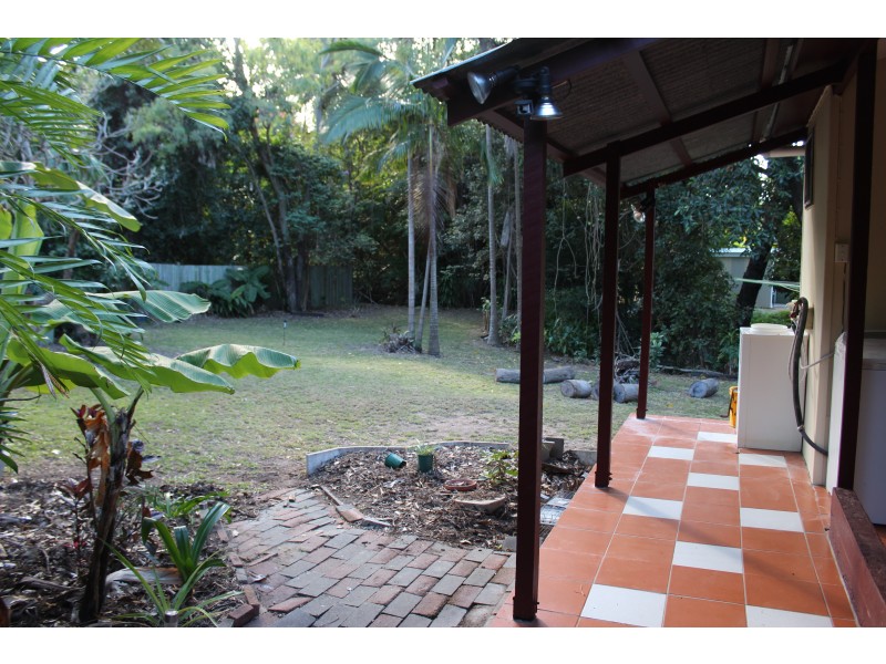 10 Opalia Ct, Nelly Bay QLD 4819