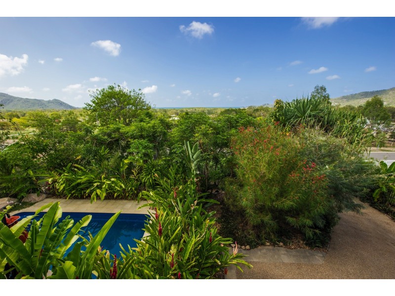 28 Wallaby Way, Horseshoe Bay QLD 4819