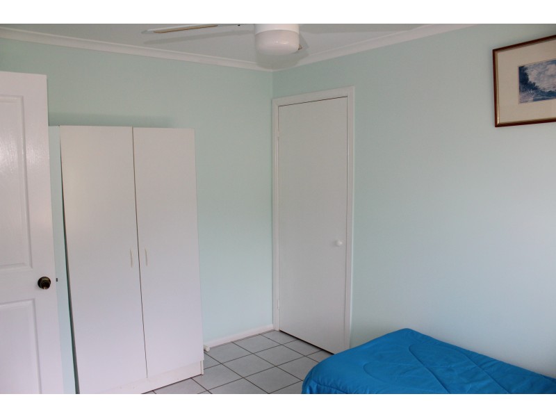 4 Bond Ct, Horseshoe Bay QLD 4819