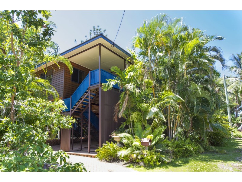 6 Boulder Court, Nelly Bay QLD 4819