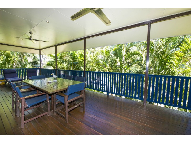 6 Boulder Court, Nelly Bay QLD 4819