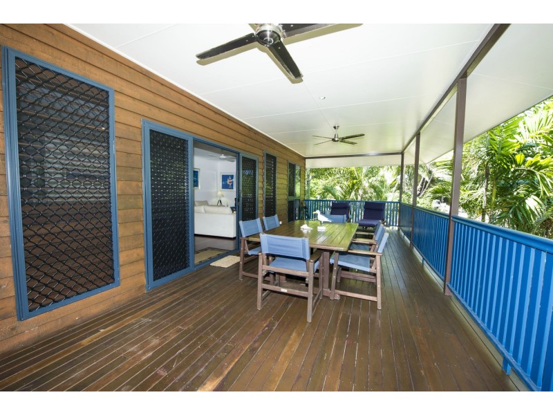 6 Boulder Court, Nelly Bay QLD 4819