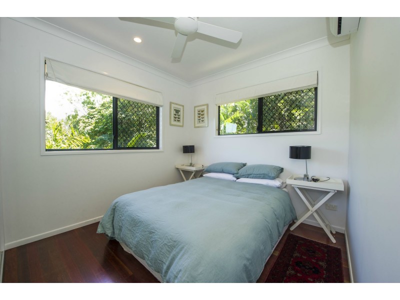 6 Boulder Court, Nelly Bay QLD 4819