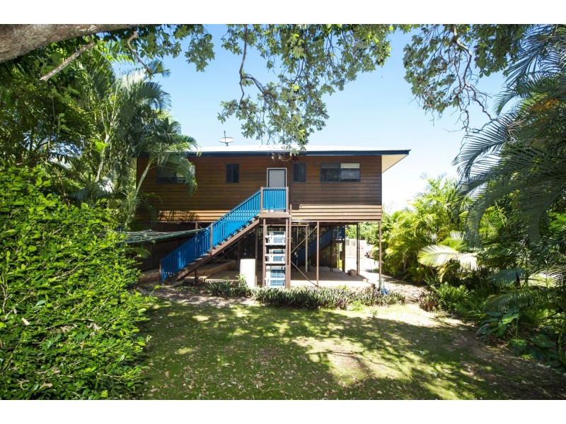 6 Boulder Court, Nelly Bay QLD 4819