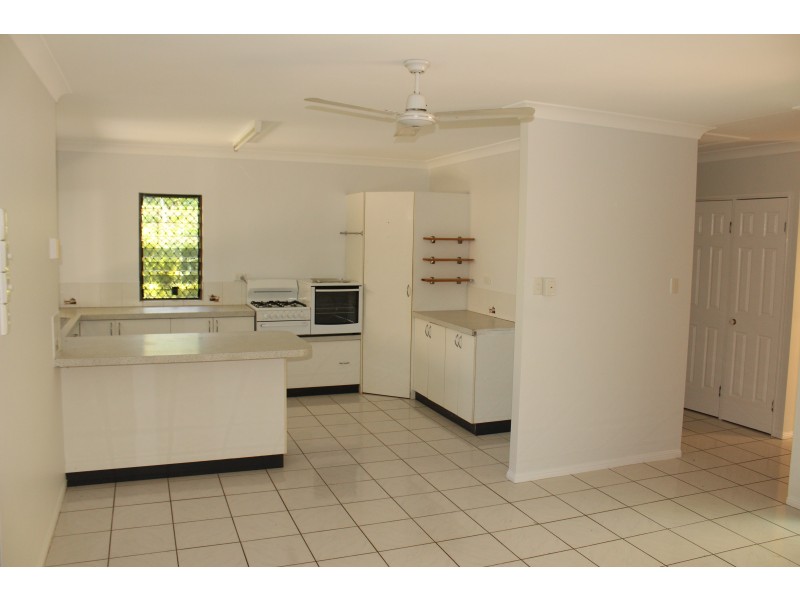 20 Nerita Cres, Nelly Bay QLD 4819