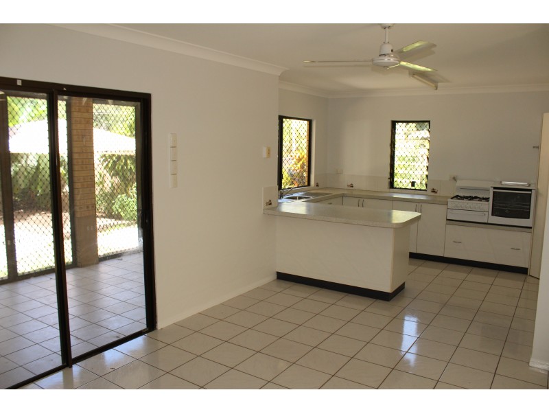 20 Nerita Cres, Nelly Bay QLD 4819