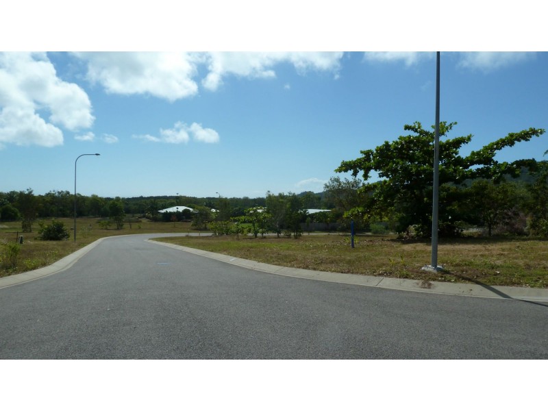 25 Wallaby Way, Horseshoe Bay QLD 4819