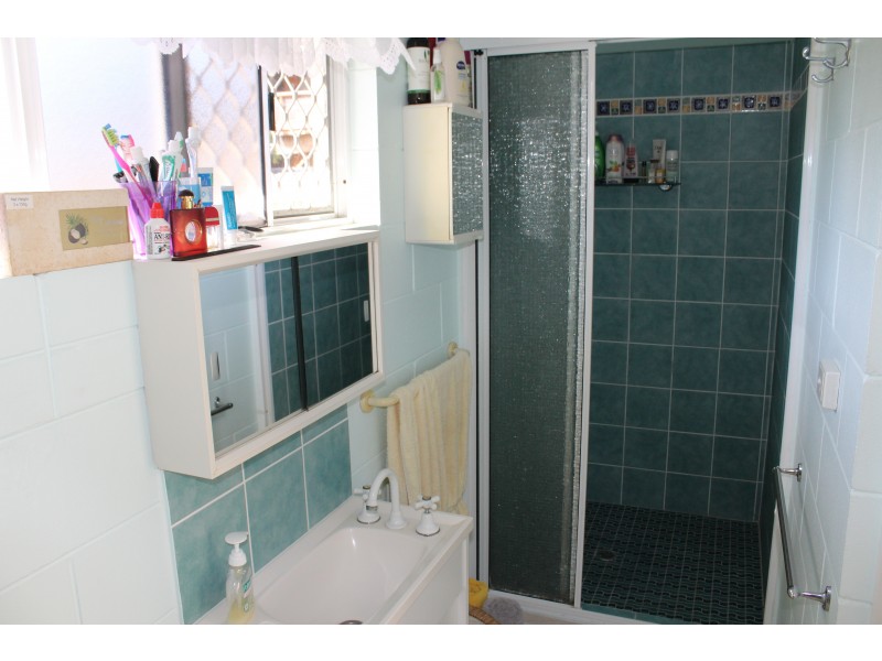 124 Horseshoe Bay Rd, Horseshoe Bay QLD 4819