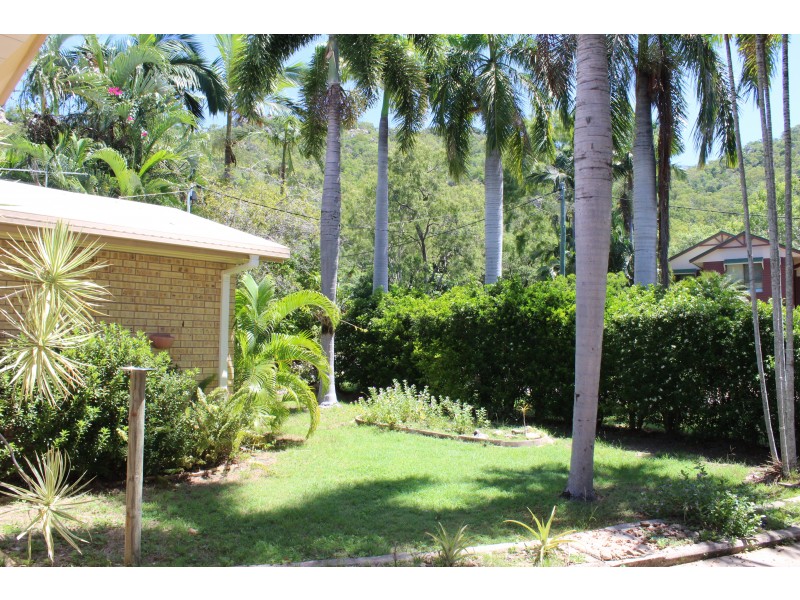 20 Nerita Cres, Nelly Bay QLD 4819